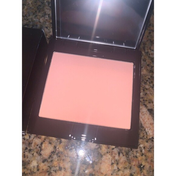 Laura mercier blush Guava NIB - Picture 4 of 4